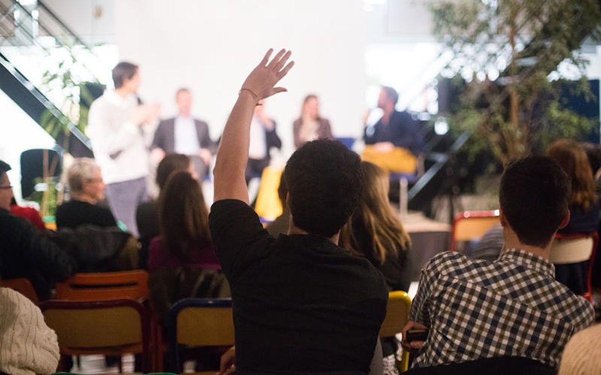 Comment prendre part au débat public ?