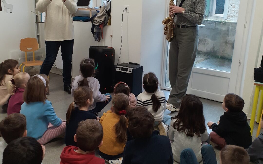 Projet d’action culturelle :découvrir la musique, les instruments, le chant.